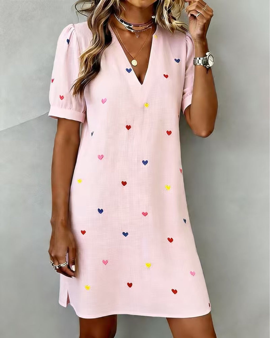 IM23 Heart Print Dress | Deep V-Neck, Kurzarm, A-Linie – White, Pink & Light Blue, S–XXXL