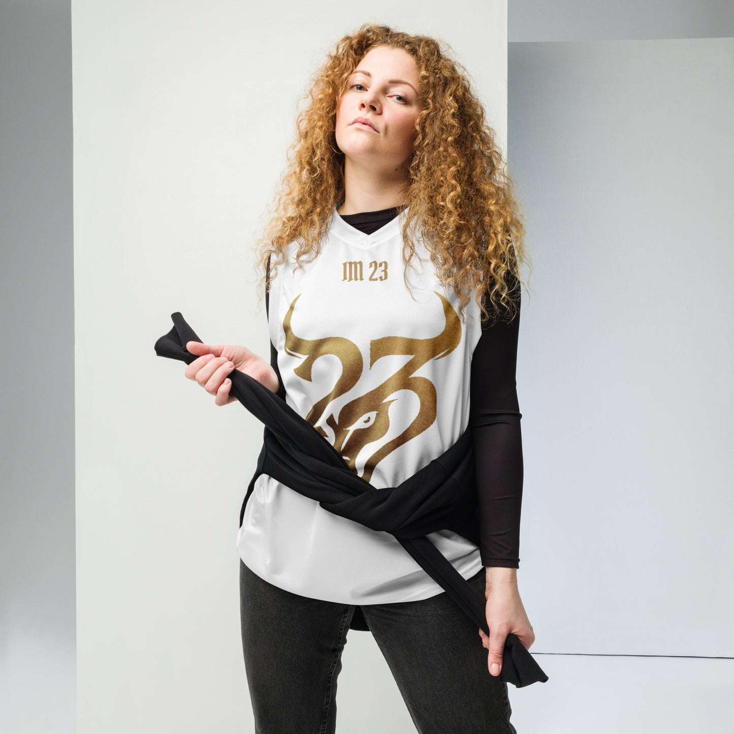 Recyceltes Unisex-Basketballtrikot von Sportswear Iron Monkey 23 mit All-Over-Print, feuchtigkeitsabsorbierend und UV-Schutz UPF50+.