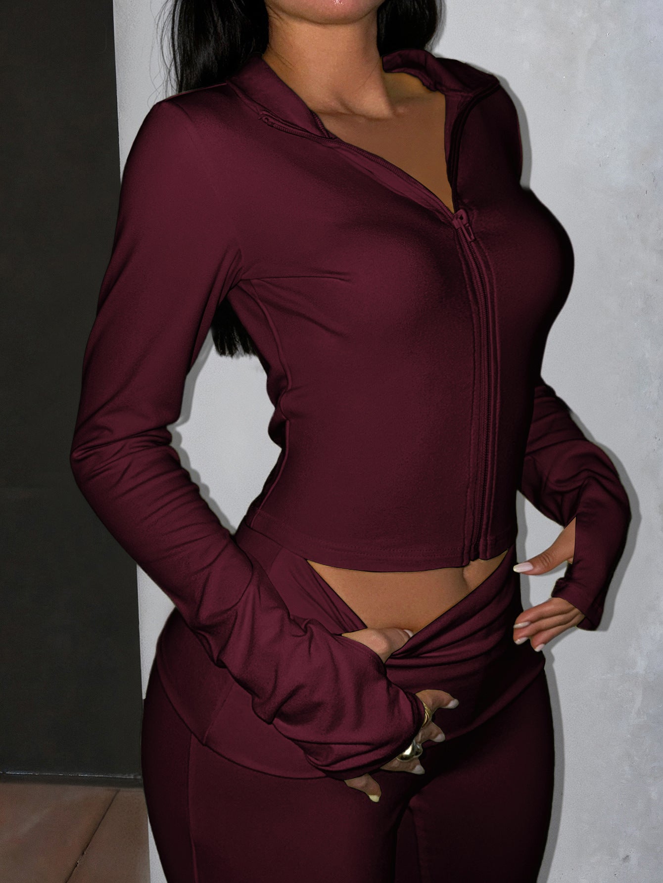 Eprolo Damen Yoga-Hose und Sport-Jacke, bequemes 2-teiliges Trainingsset für Yoga und Fitness, in neutralen Farben.