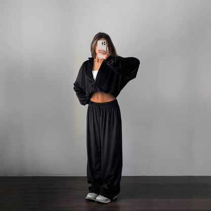 Damen Sport-Set von eprolo mit unifarbener Zipper-Jacke und langer Hose für Training und Freizeit, sportliches Outfit.