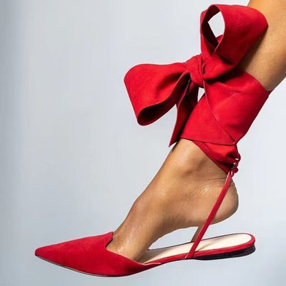 IM23 Ankle Strap Sandal | Spitze Zehenpartie, Knöchelriemen, Flachabsatz – Black & Red, EU 35–43