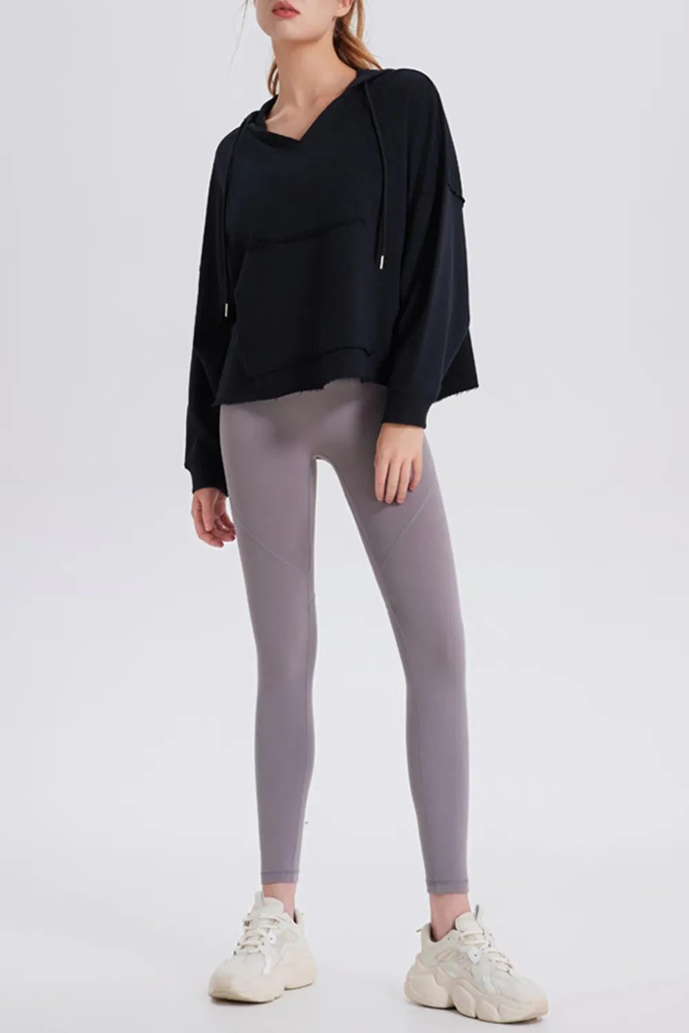 Damen Premium Hoodie von eprolo mit Kapuze, Kordelzug und fransenähnlichem Saum, langärmlig, bequemer Pullover