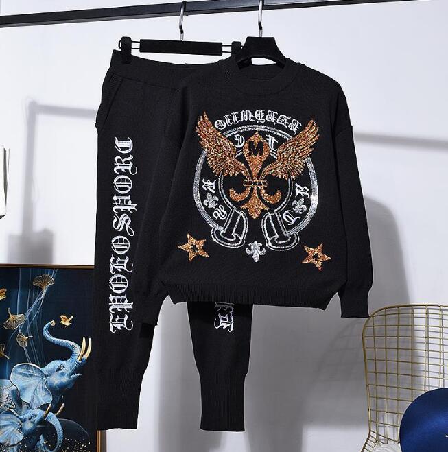 Damen Strick-Set mit Adler-Stickerei, inklusive Pullover und Hose, aus weichem Material, von eprolo, bequem und stilvoll.