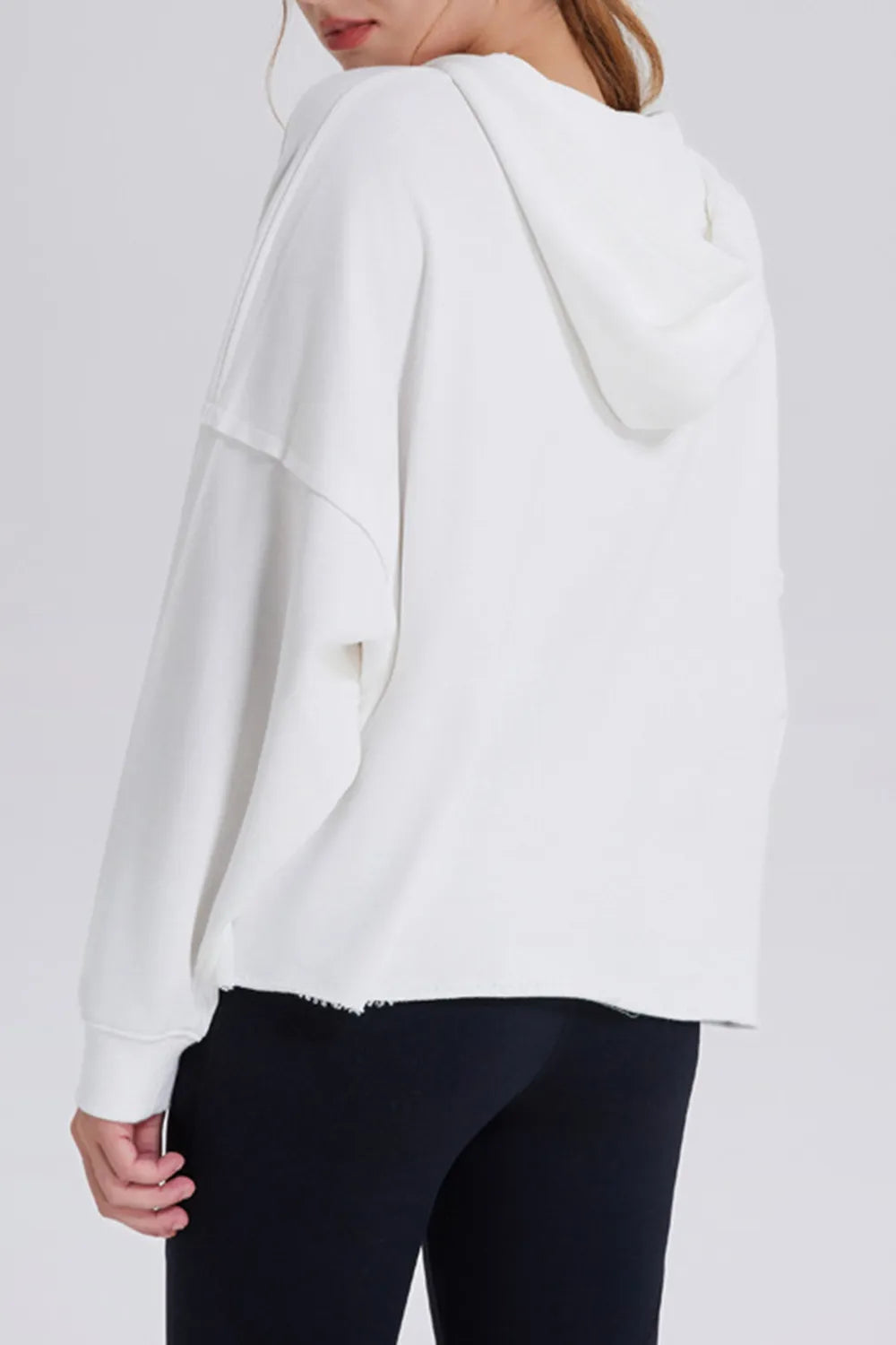 Damen Hoodie von eprolo mit langen Ärmeln, Kapuzen mit Kordelzug und ausgefranstem Saum, bequemes Frayed Hem.
