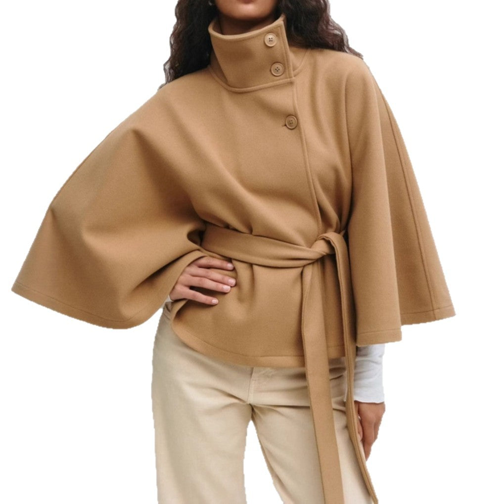 Eleganter Damen-Trenchcoat von eprolo mit Cape-Kragen, Gürtel und Knopfleiste, modischer Mantel für Damen.