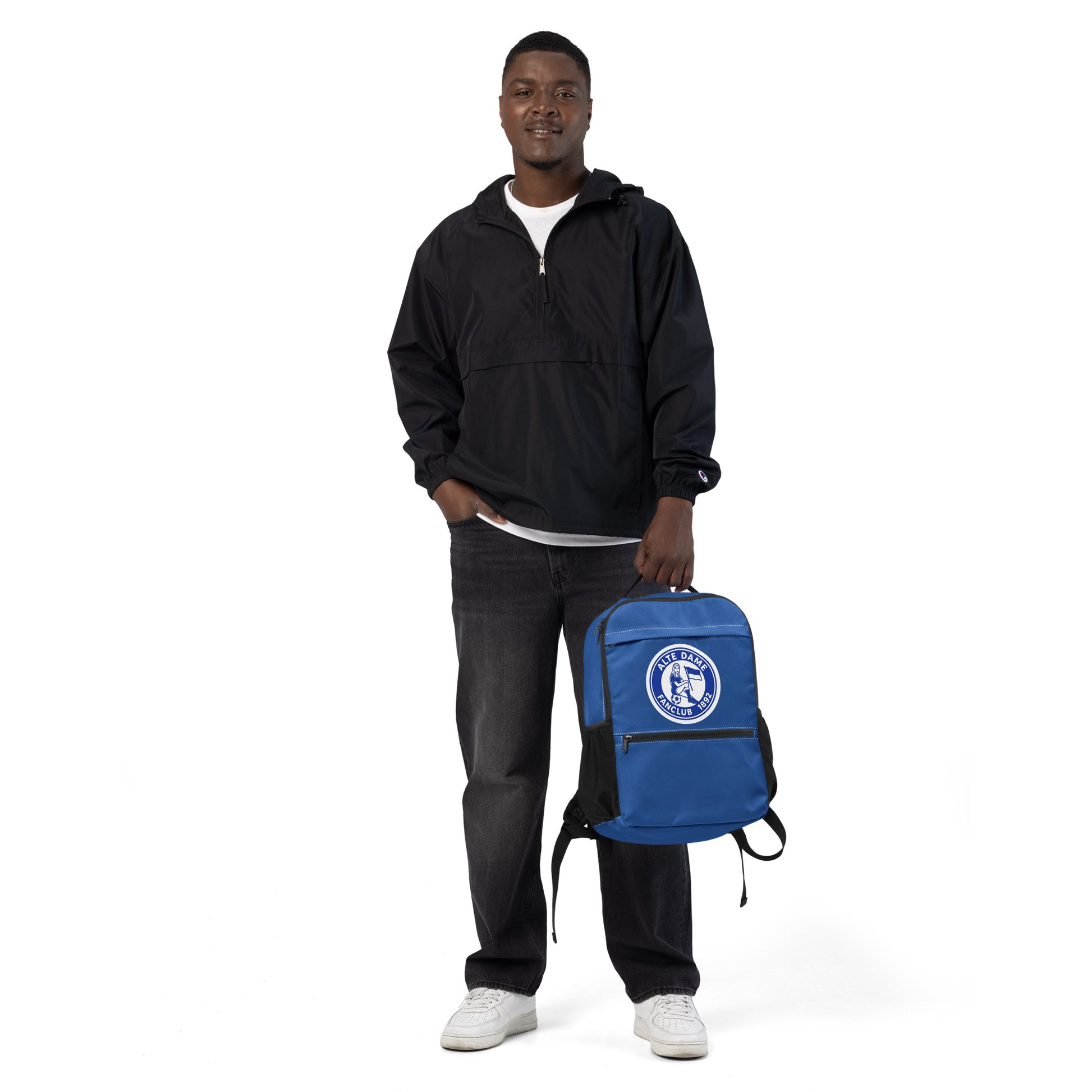 Allzweck-Rucksack von Sportswear Iron Monkey 23 mit Fanclub Alte Dame 1892 Allover-Print, weiße Front, vielseitiges Accessoire