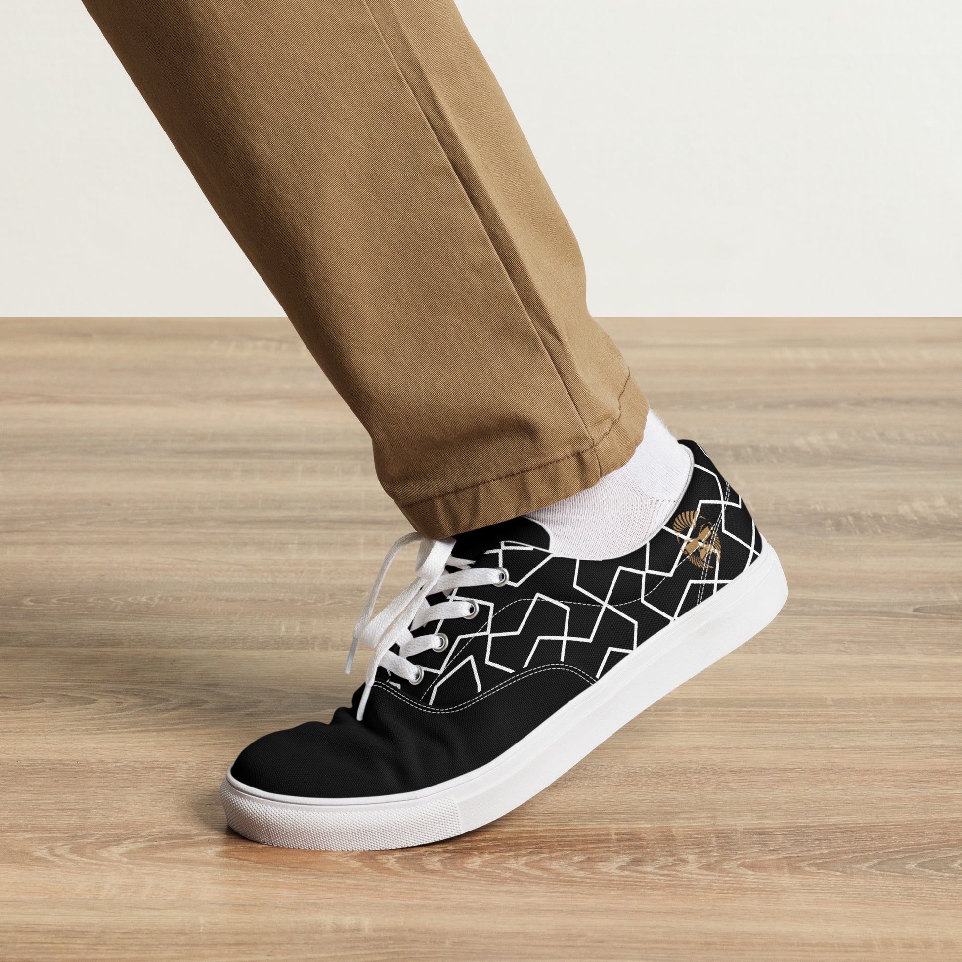 Herren Canvas Schuhe von Sportswear Iron Monkey 23, weiße Schnürschuhe mit atmungsaktiver EVA-Sohle und abnehmbarer Innensohle.
