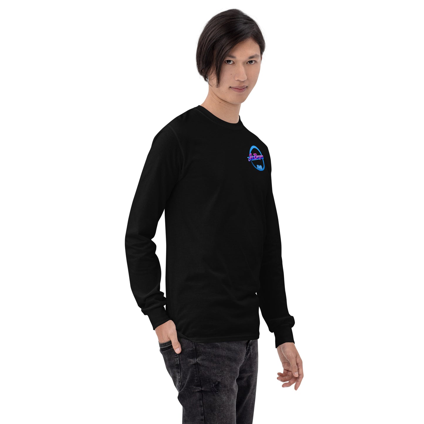 Schwarzes Langarmshirt von Sportswear Iron Monkey 23, aus 100% Baumwolle Jersey, rechte Vorderseite, klassische Passform für Männer.
