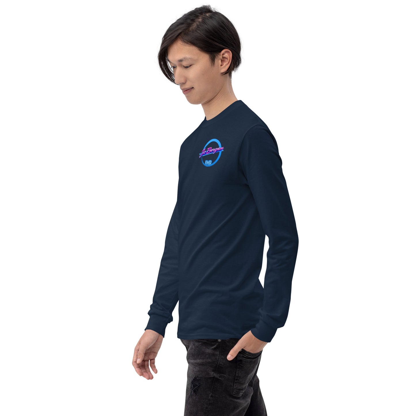 Dunkelblaues Langarmshirt von Sportswear Iron Monkey 23 aus 100% Baumwolle, klassische Passform, vorne links sichtbar