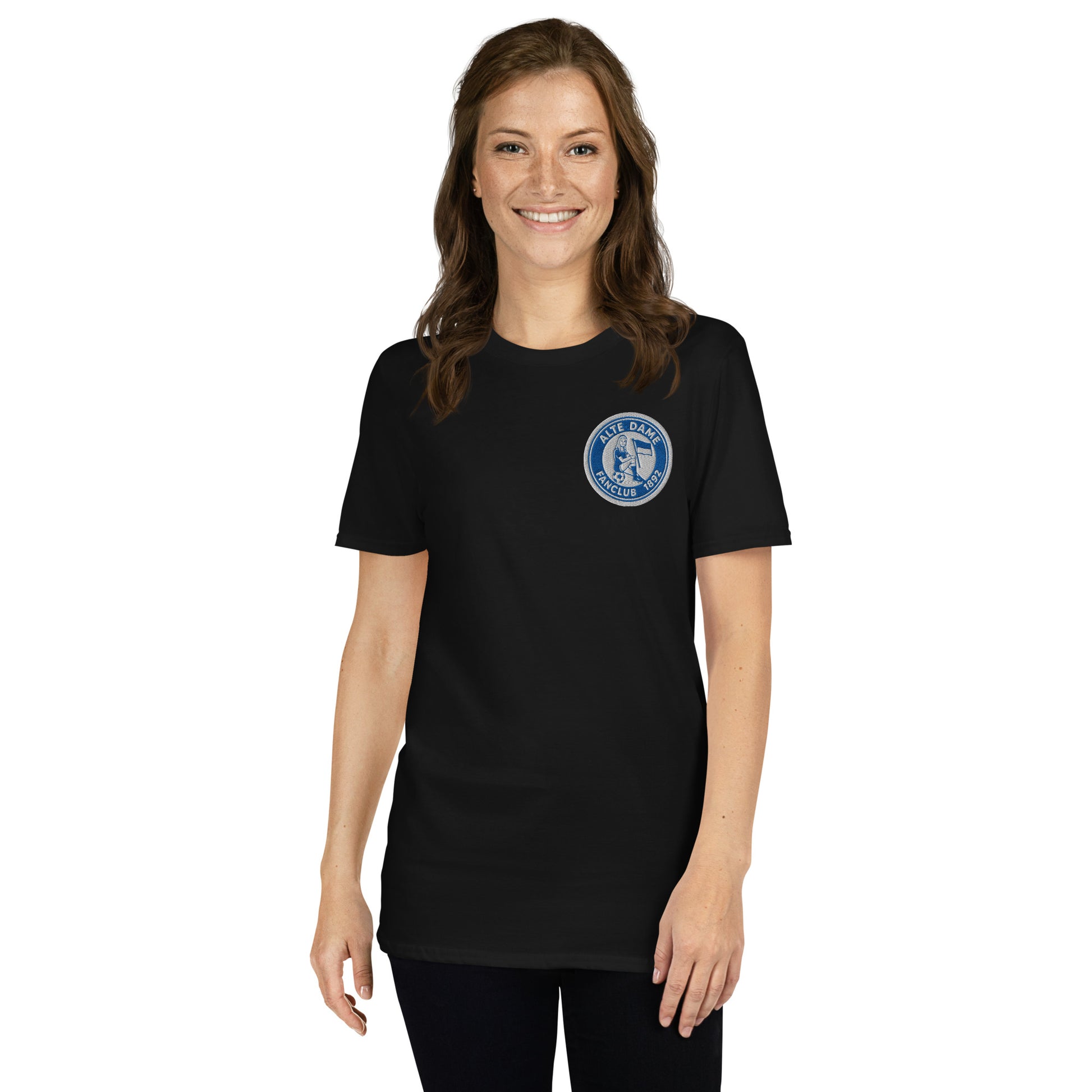 Schwarzes unisex T-Shirt von Sportswear Iron Monkey 23 mit Fanclub Alte Dame 1892 Logo, Vorderansicht, bequemes Basic-Design