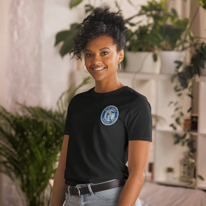 Schwarzes unisex T-Shirt von Sportswear Iron Monkey mit Fanclub Alte Dame 1892 Logo vorne links, weiche Baumwollqualität.
