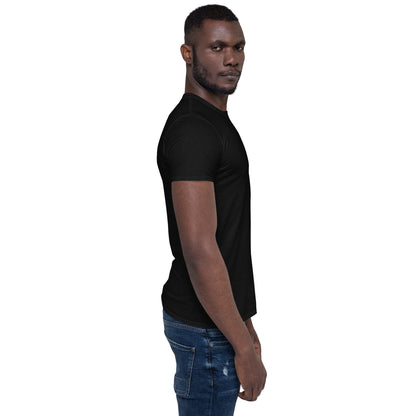 Schwarzes unisex Kurzarm-T-Shirt von Sportswear Iron Monkey 23 mit Fanclub Alte Dame 1892 Schriftzug, rechte Ansicht, weiche Baumwollqualität