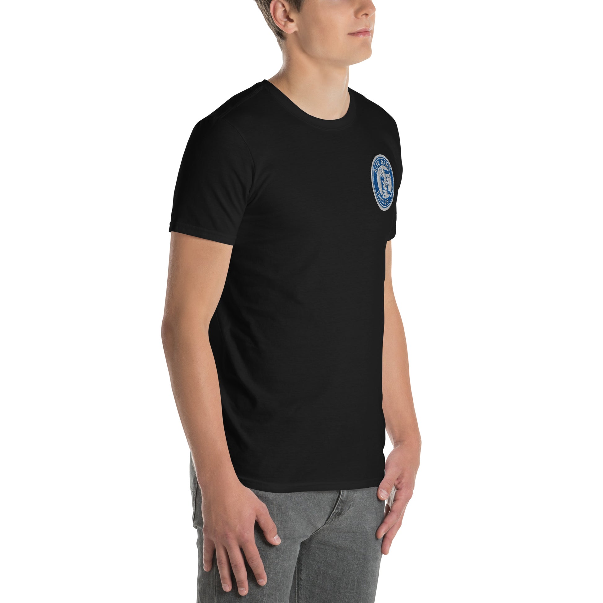 Schwarzes, kurzärmeliges Unisex-T-Shirt von Sportswear Iron Monkey 23 mit Fanclub Alte Dame 1892, rechte Vorderseite.