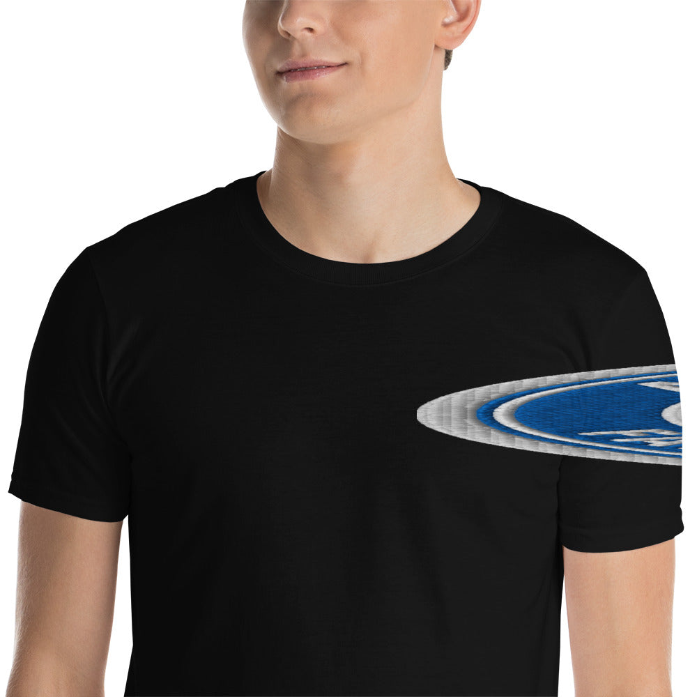 Schwarzes unisex T-Shirt von Sportswear Iron Monkey 23 mit Fanclub Alte Dame 1892 Druck, weiches Material, Nahaufnahme