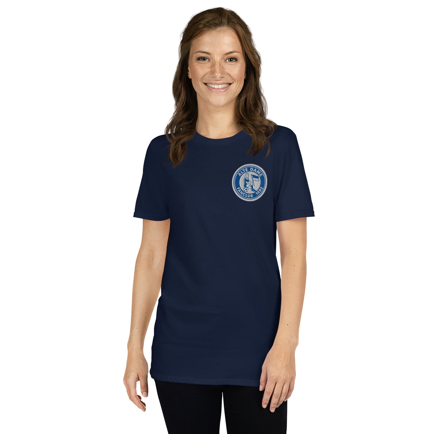 Unisex-Kurzarm-T-Shirt in Dunkelblau von Sportswear Iron Monkey 23, mit Fanclub Alte Dame 1892 Druck vorne.
