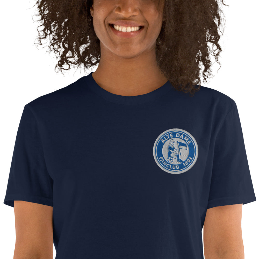 Unisex-Navy T-Shirt von Sportswear Iron Monkey mit Fanclub Alte Dame 1892 Logo, weiches Baumwollmaterial, Nahaufnahme