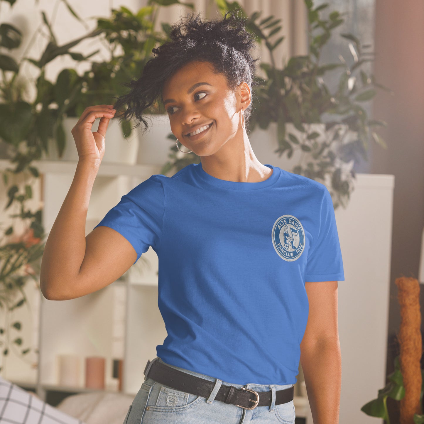 Unisex-Kurzärmeliges T-Shirt von Sportswear Iron Monkey 23 mit Fanclub Alte Dame 1892 Aufdruck, royalblau, weiches Baumwollmaterial