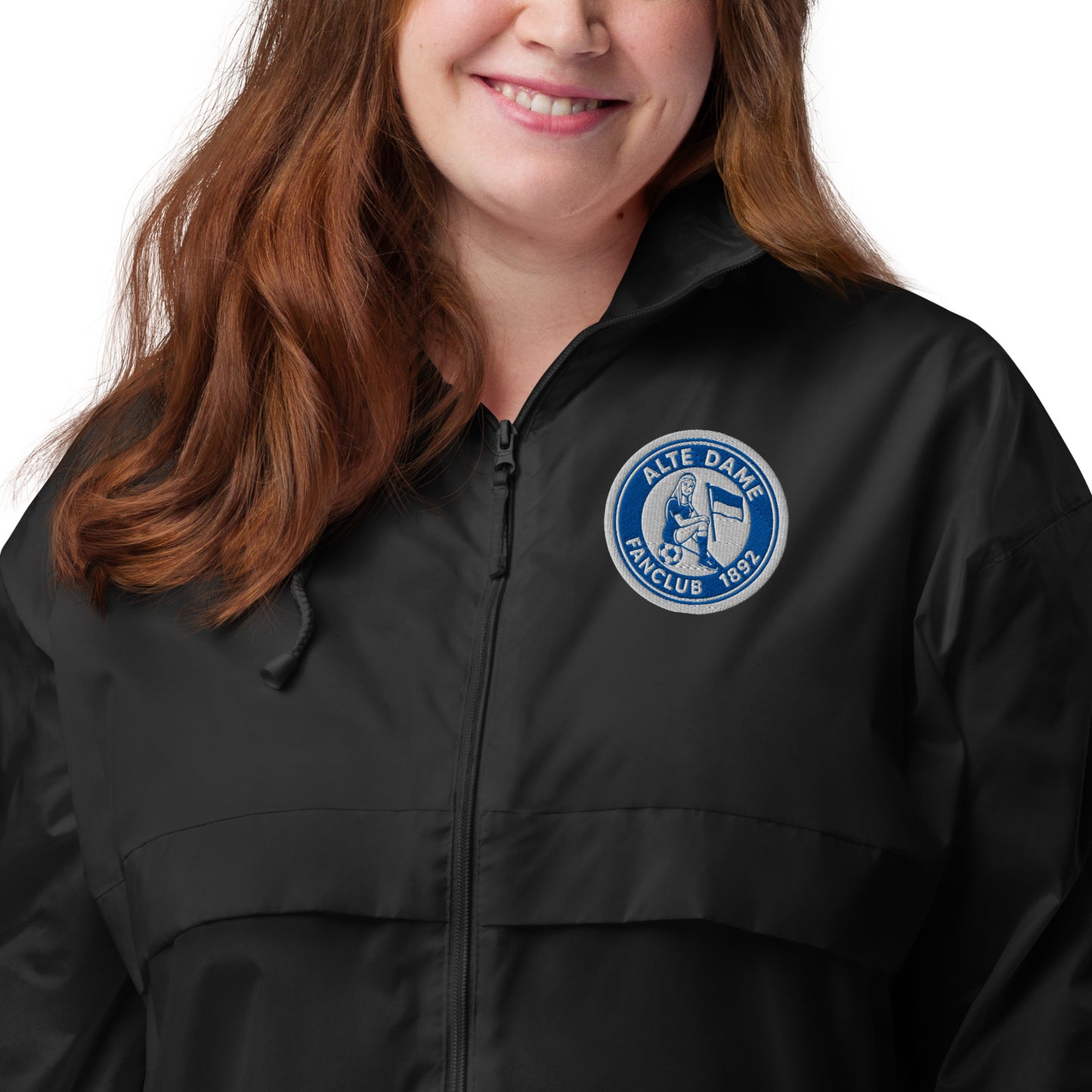 Unisex Basic-Windbreaker von Sportswear Iron Monkey 23 in Schwarz, Nahaufnahme der winddichten Jacke