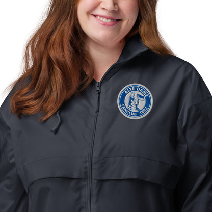 Unisex Basic Windbreaker in Navy von Sportswear Iron Monkey 23, leichte Jacke mit winddichtem Material, Nahaufnahme