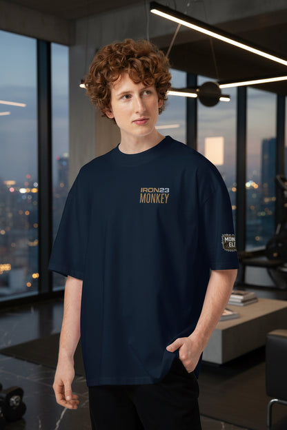 Unisex Oversized Bio-T-Shirt mit weitem Kragen in French Navy, hergestellt aus nachhaltiger Baumwolle, von Sportswear Iron Monkey 23.