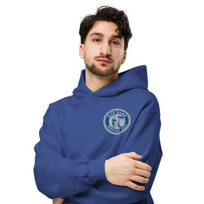 Großer Unisex-Hoodie von Sportswear Iron Monkey 23 mit Fanclub Alte Dame 1892 Design, in Cobalt, vorne sichtbar.